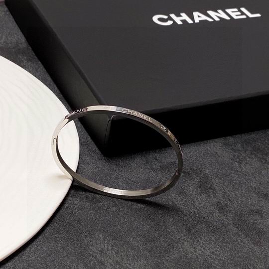 Chanel bracelet 11lyh122